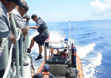 USCGC Oliver Berry conducts professional exchange with Lomor 03
