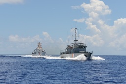 USCGC Oliver Berry conducts professional exchange with Lomor 03