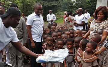 Duku Donates to home-school in Ghana