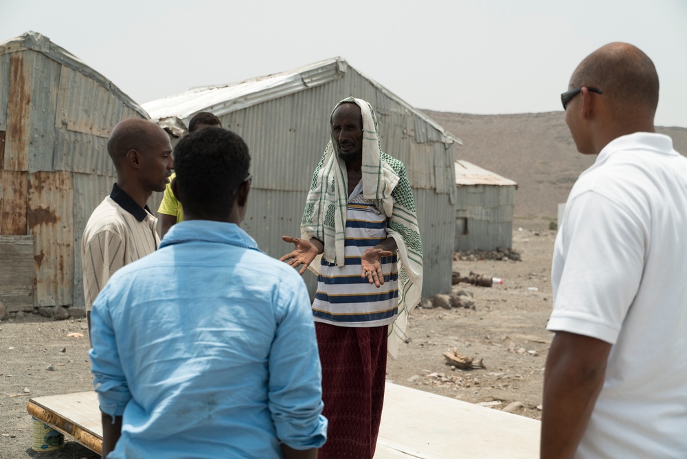 U.S. Army Veteranarians conduct Site Survey