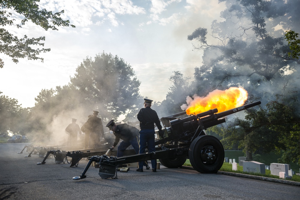 Presidential Salute Battery Practice