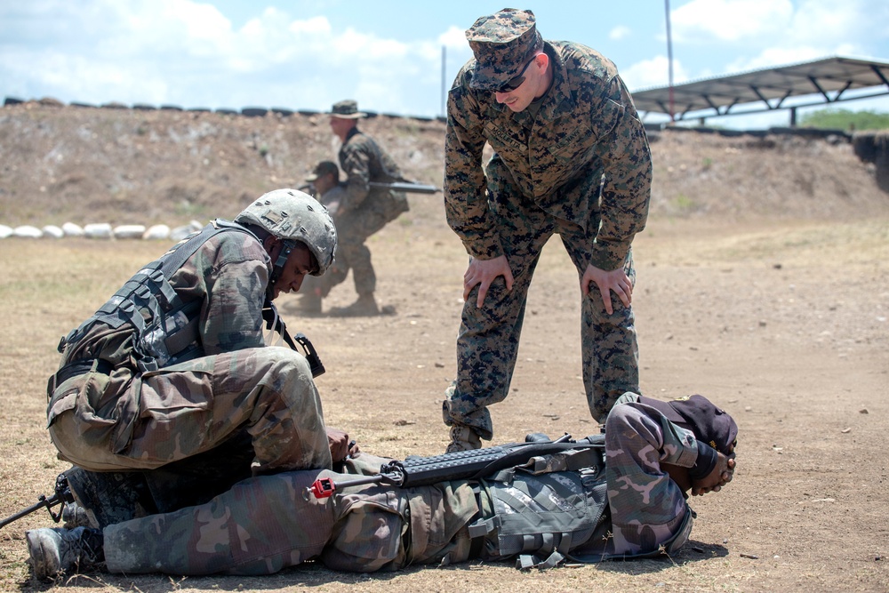 SPMAGTF-SC trains Dominican Republic Naval Infantry