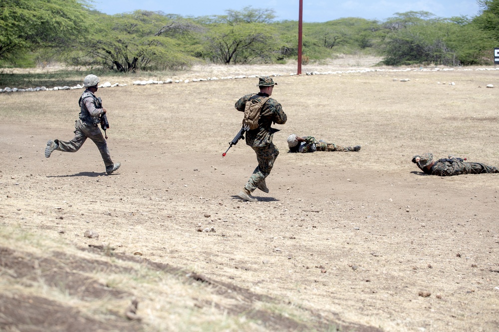 SPMAGTF-SC trains Dominican Republic Naval Infantry