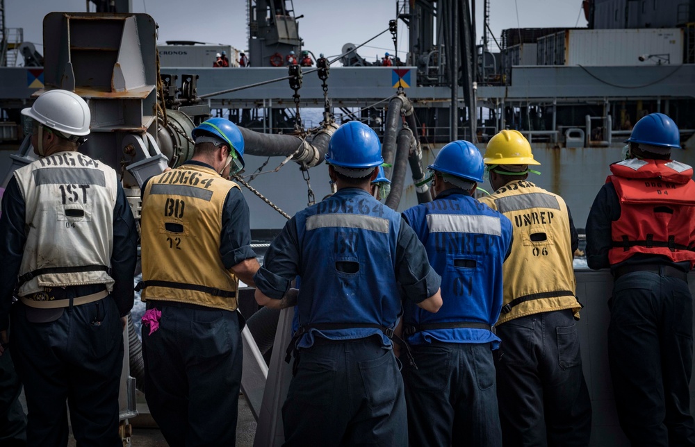 USS Carney Conducts Underway Replenishment