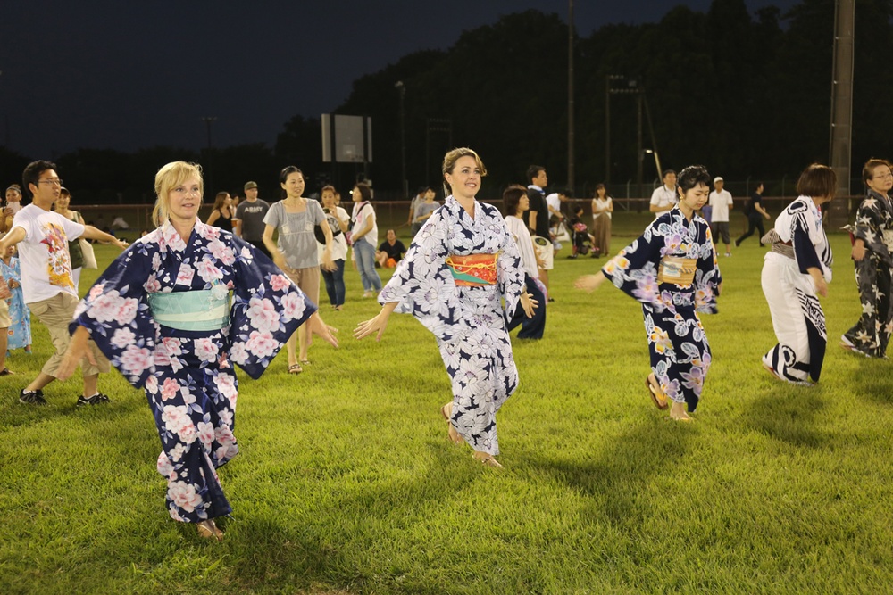 More than 20,000 visitors, community residents attend Camp Zama’s historic Bon Odori Festival
