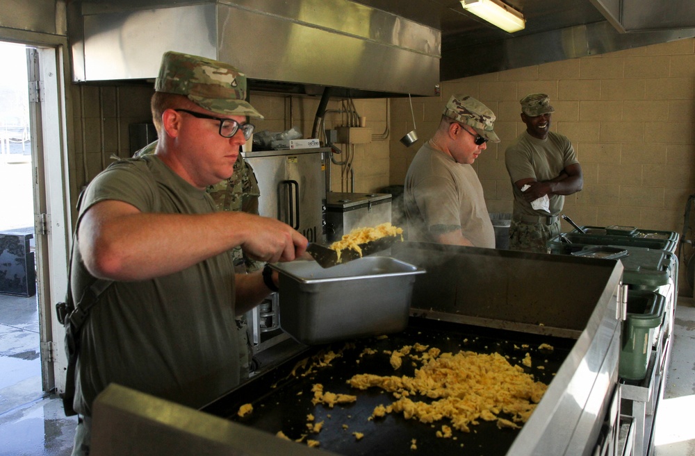 213th RSG Soldiers serve up morale at NTC