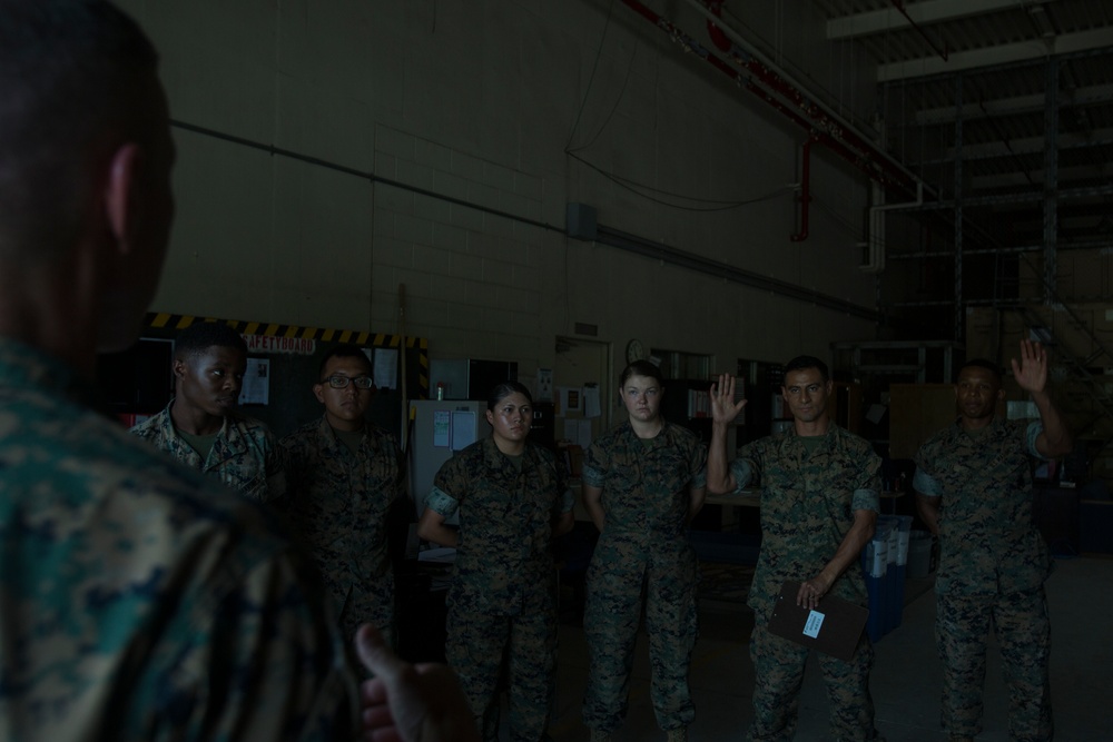 III MEF General visits 31st MEU Marines and Sailors before deployment