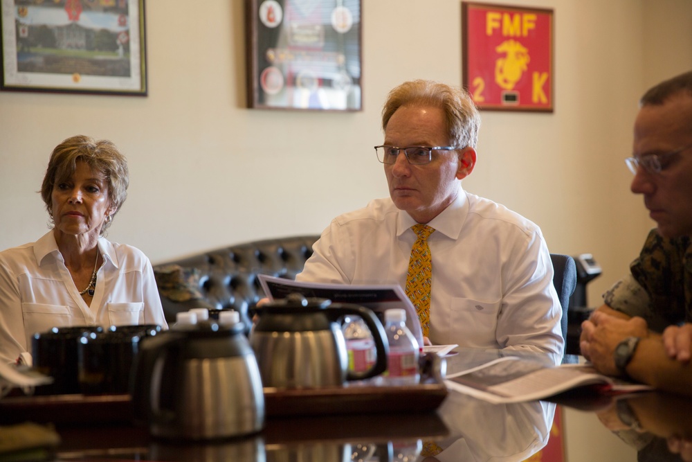 Under Secretary of the Navy Visits MCRD San Diego