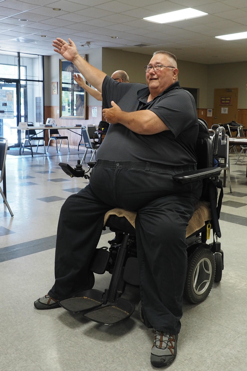 Veterans ‘grasp peacock tails’ in Tai Chi Whole Health Care class