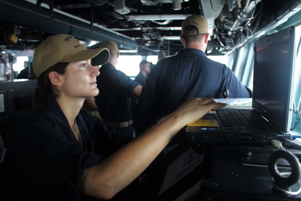 USS The Sullivans (DDG 68)