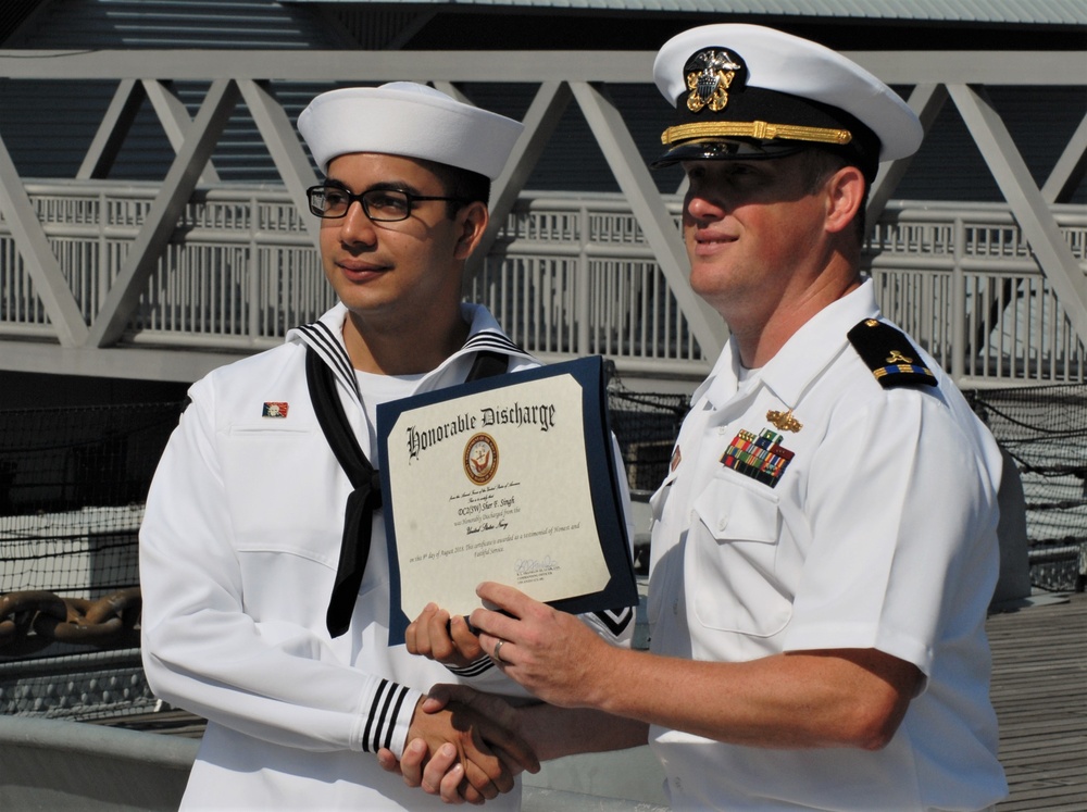 USS Wisconsin hosts a re-enlistment ceremony