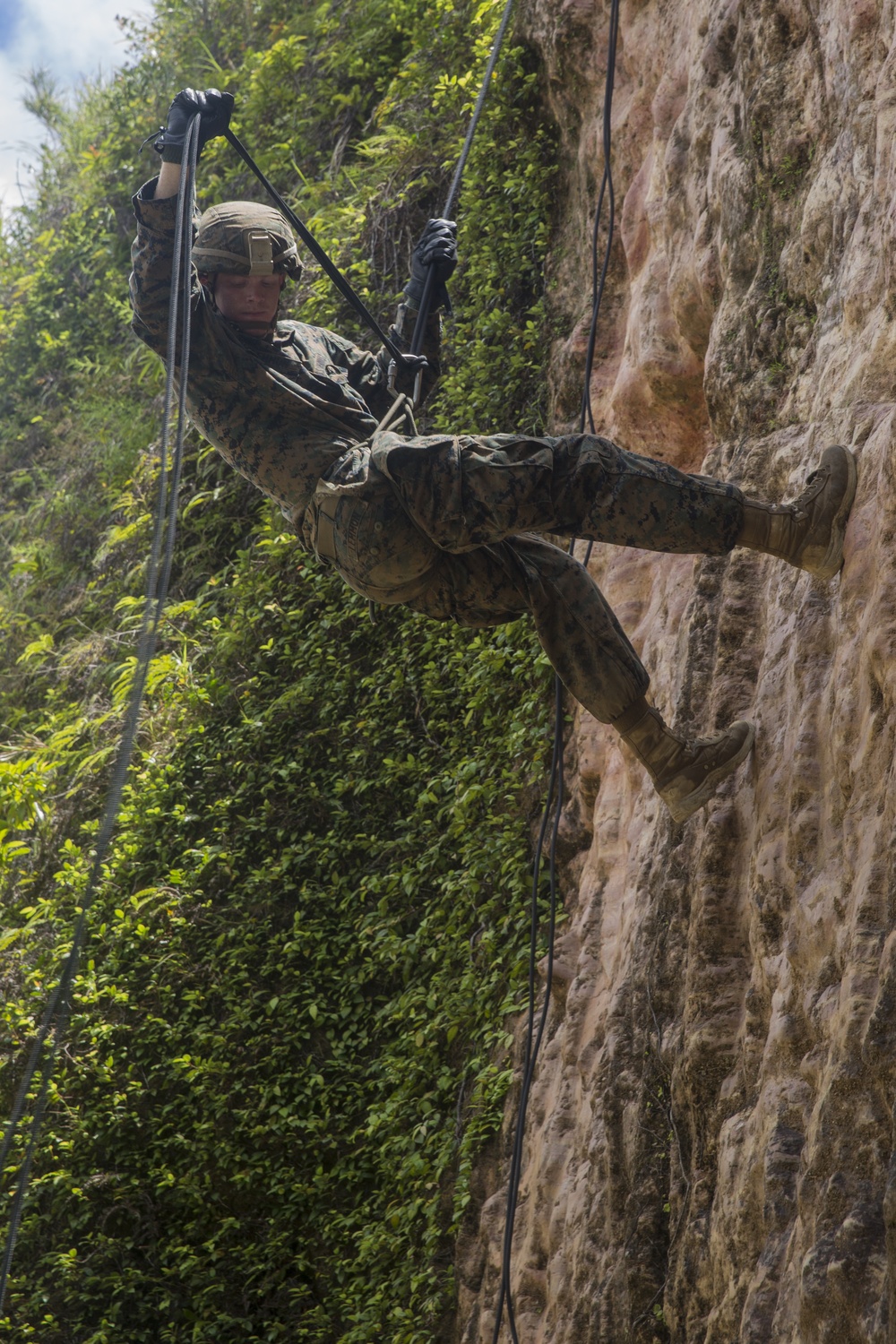 ‘Retreat, Hell!’ Marines complete Okinawa jungle warfare training