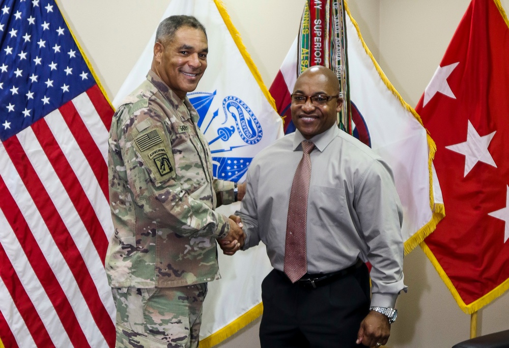 Lt. Gen. Michael X. Garrett, U.S. Army Central commander visits U.S. and Kuwaiti Soldiers