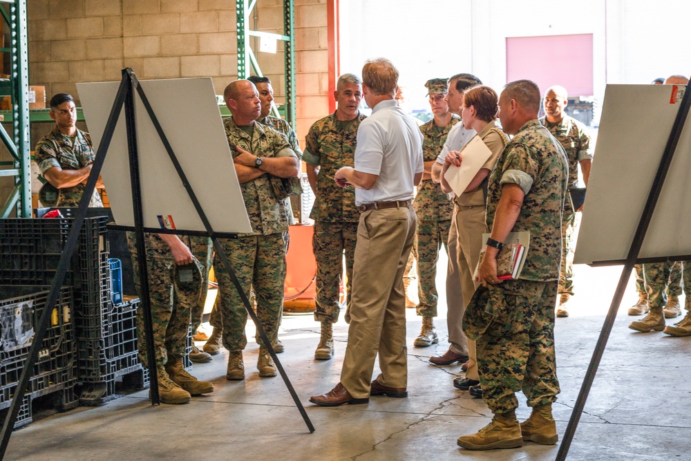 DVIDS - Images - Under SecNav Visit [Image 1 of 6]