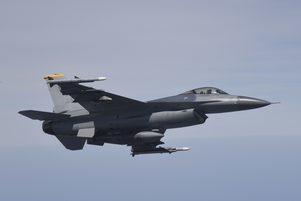 USAF, partner nations train in Australian skies