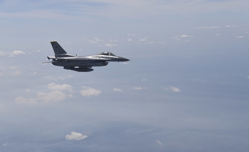 USAF, partner nations train in Australian skies