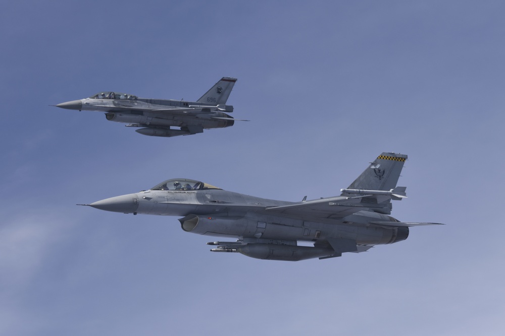 USAF, partner nations train in Australian skies