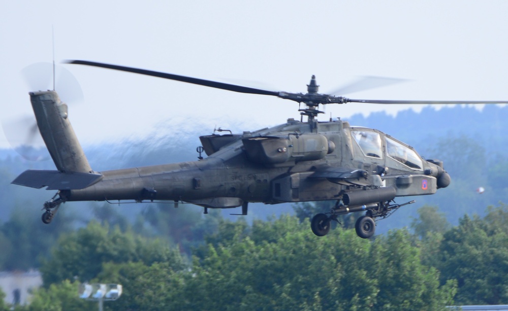 AH-64 Apache Helicopter Traffic Pattern Training Flight