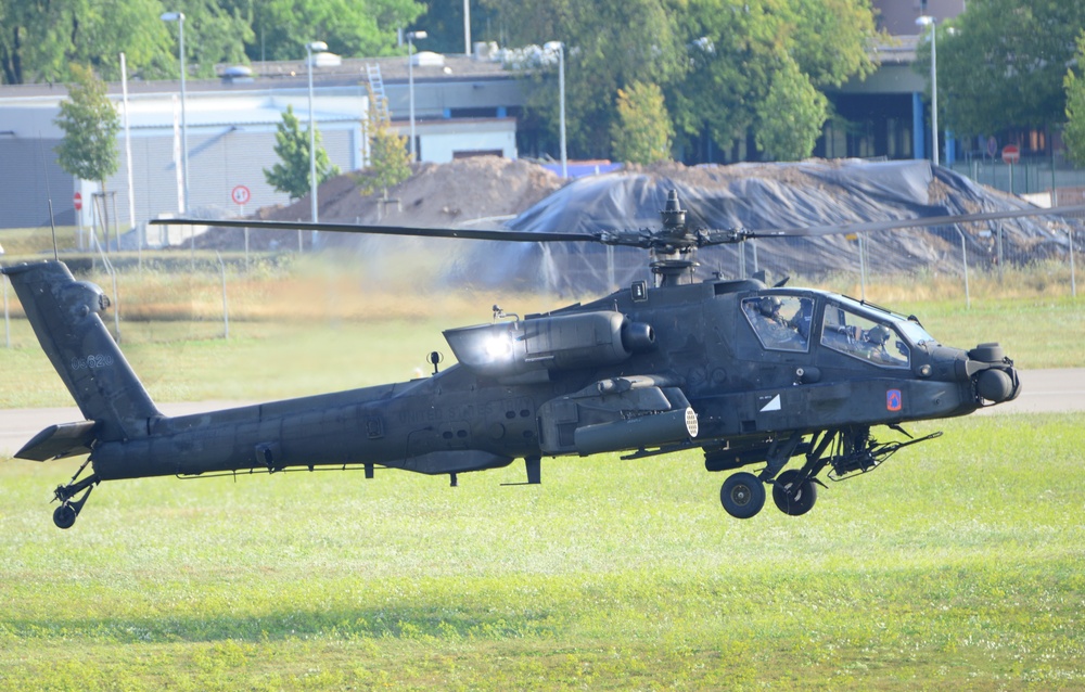 AH-64 Apache Helicopter Traffic Pattern Training Flight