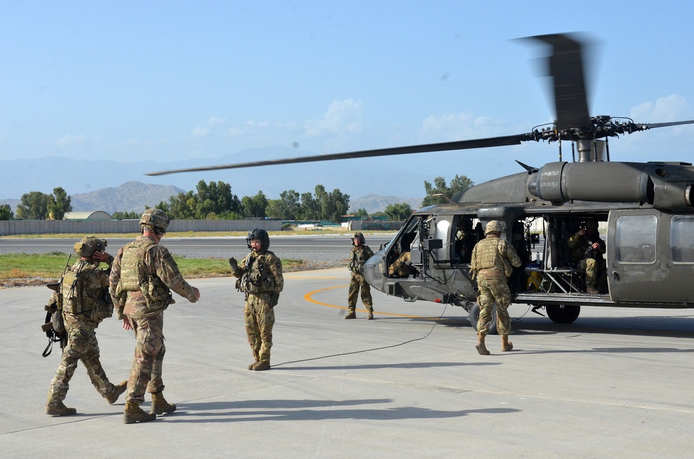 Battlefield Circulation with Resolute Support Commander