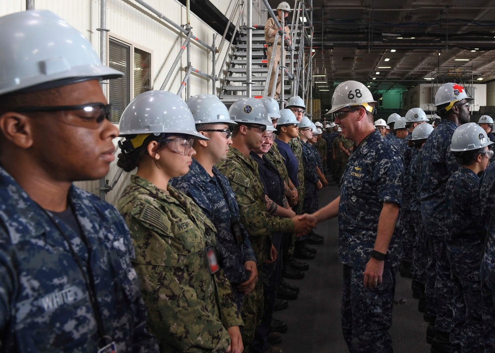 Commanding Officer Congratulates Meritoriously Advanced Sailors