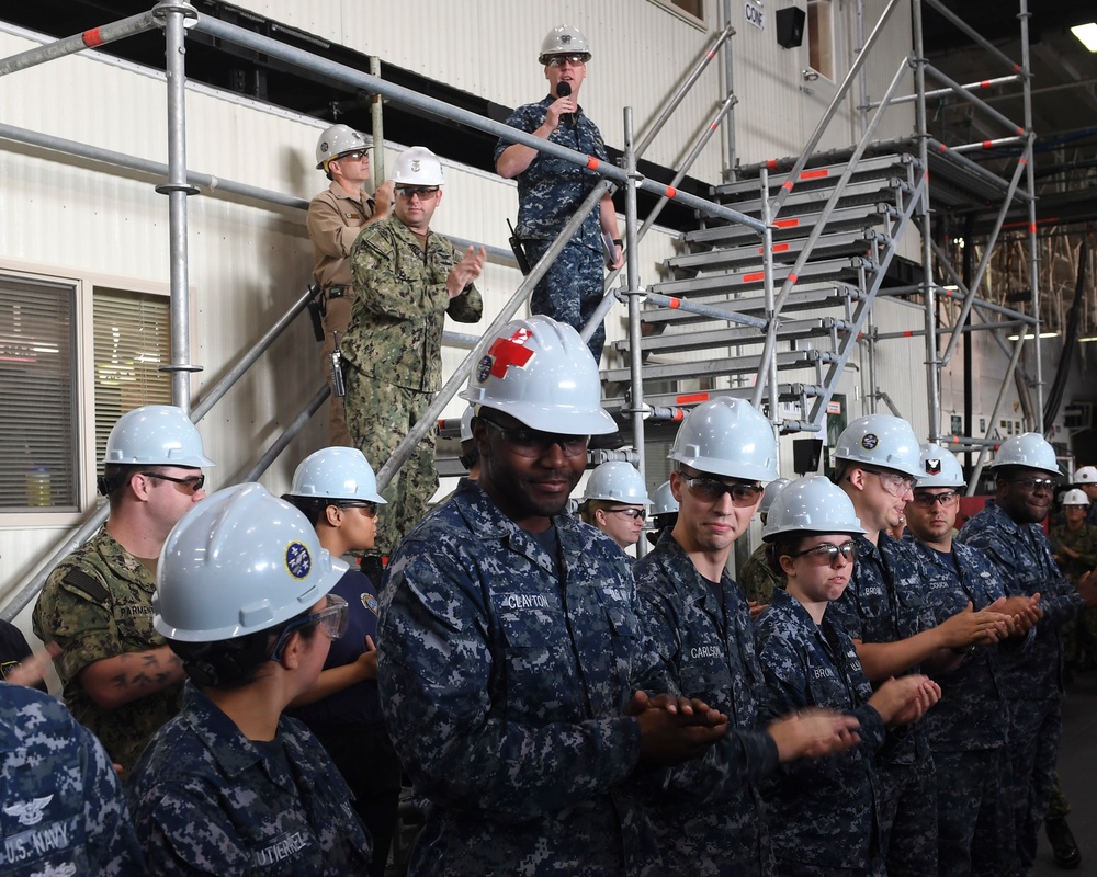 Commanding Officer Congratulates Meritoriously Advanced Sailors