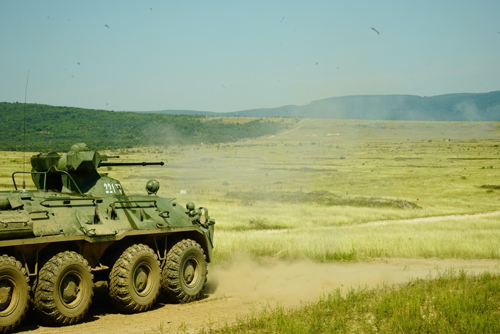 GarryOwen troopers conduct joint gunnery training with 25th Hungarian Defense Forces