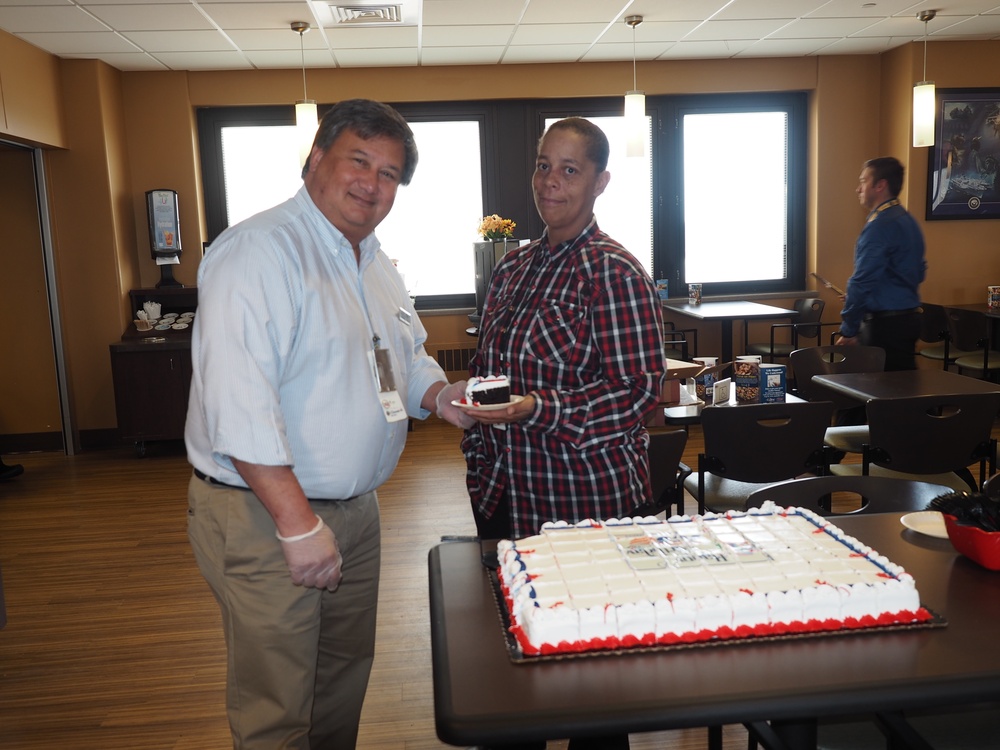 Veterans Canteen Service recognized at Omaha VAMC