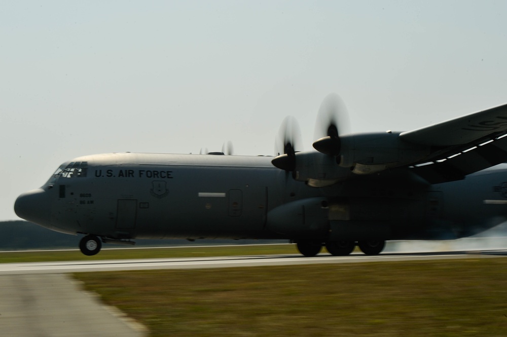 U.S., Polish Airmen celebrate partnership