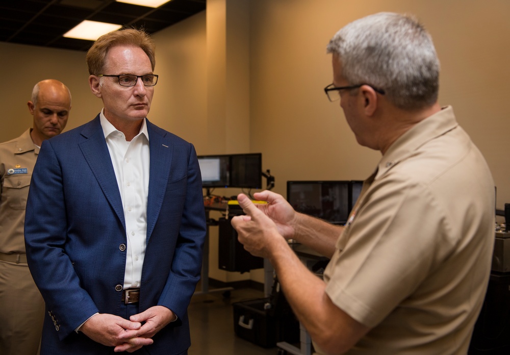 Honorable Thomas Modly Visits LTF San Diego