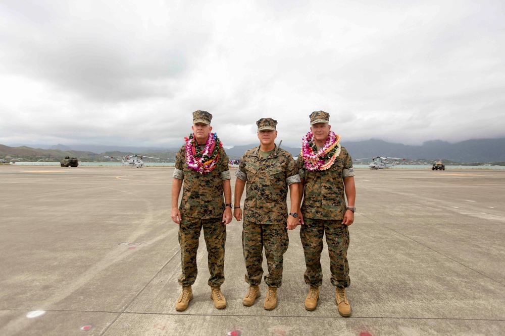 CMC Visits Pacific Command