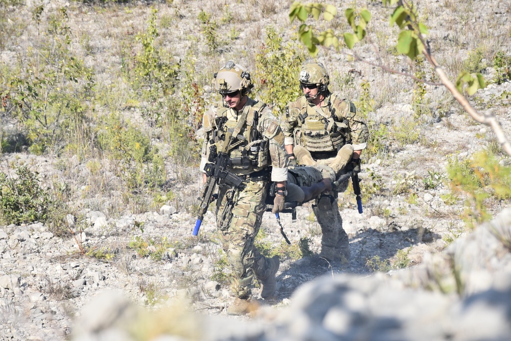 Air Force pararescue specialists train at mass casualty exercise during Northern Strike 18