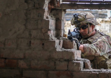 Fort Riley and Georgian MPs train together at Noble Partner 18