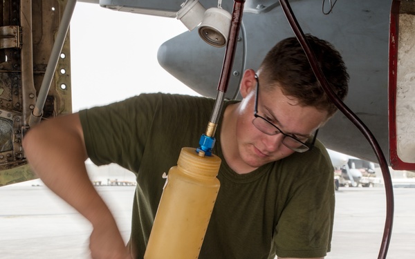 F/A-18 Hornet Maintenance