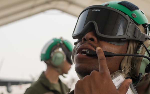 F/A-18 Hornet Maintenance