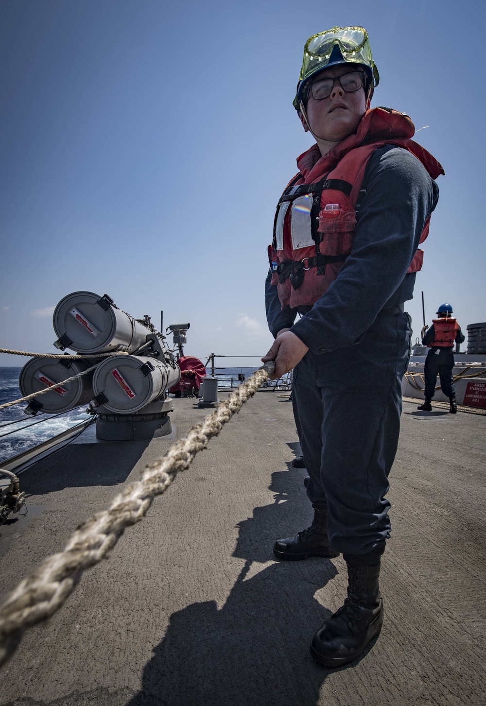 USS Carney Conducts Underway Replenishment