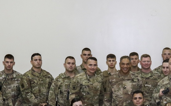 Lt. Gen. Michael X. Garrett, U.S. Army Central commander visits Soldiers in Kingdom of Saudi Arabia