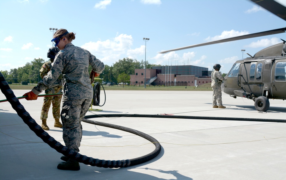 Airmen refuel the skies at Northern Strike 18
