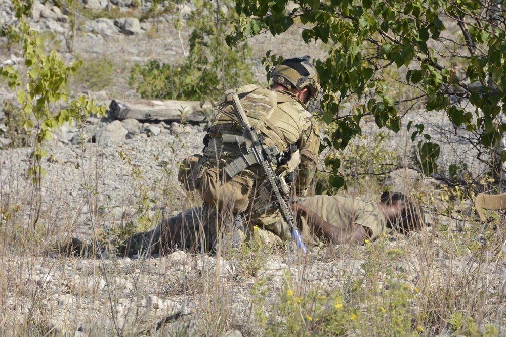 Air Force pararescue specialists train at Northern Strike 18