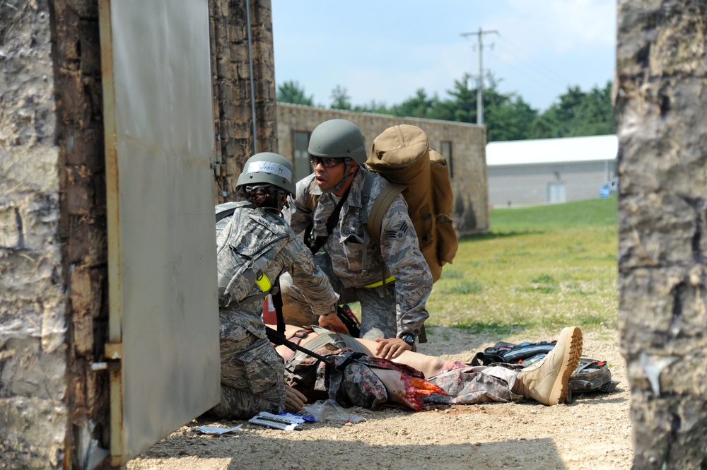 927 ASTS Conducts TCCC Training at Patriot Warrior