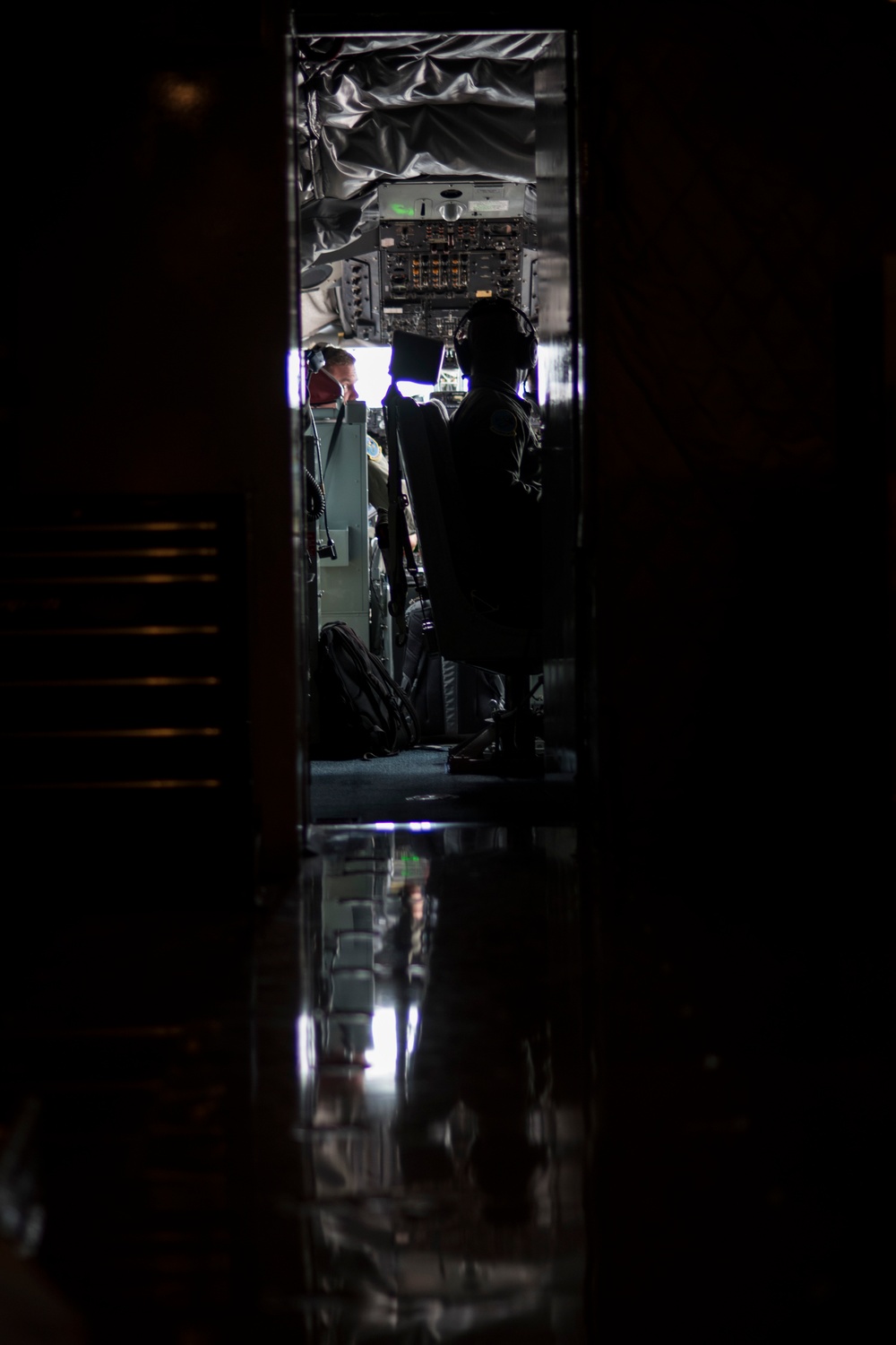 KC-135 Stratotankers with the 121st ARW refuel C-17 Globemaster IIIs with the 437th AW