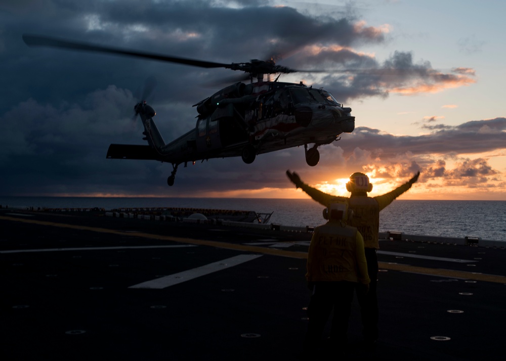 DVIDS - Images - Bonhomme RIchard VERTREP Training [Image 1 of 4]