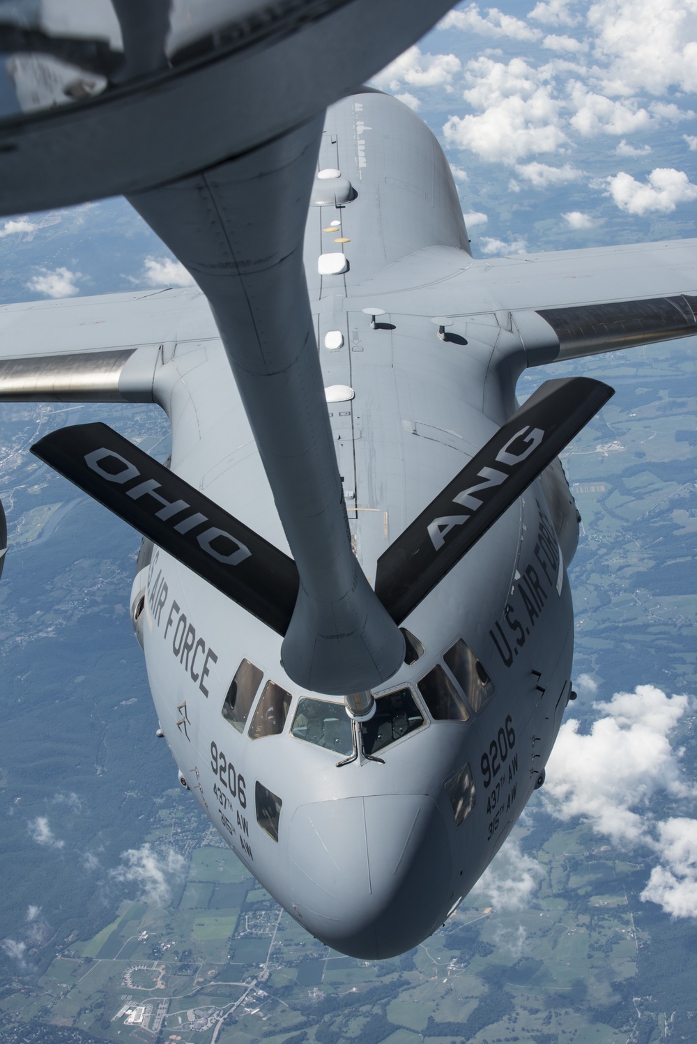 KC-135 Stratotankers with the 121st ARW refuel C-17 Globemaster IIIs with the 437th AW