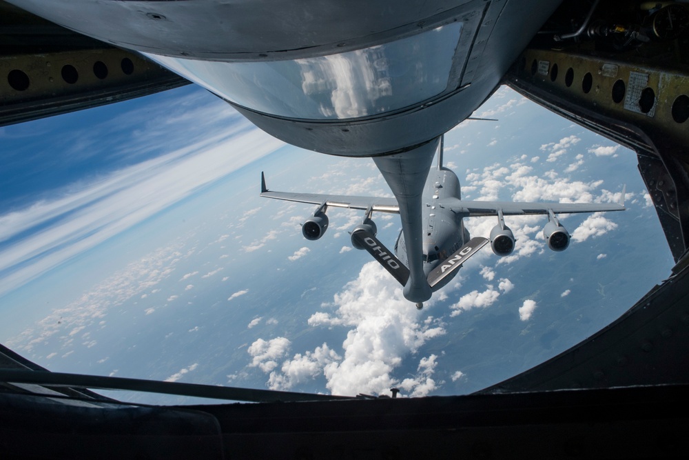 KC-135 Stratotankers with the 121st ARW refuel C-17 Globemaster IIIs with the 437th AW