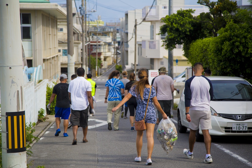 Over 100 service members volunteer clean up Ginowan
