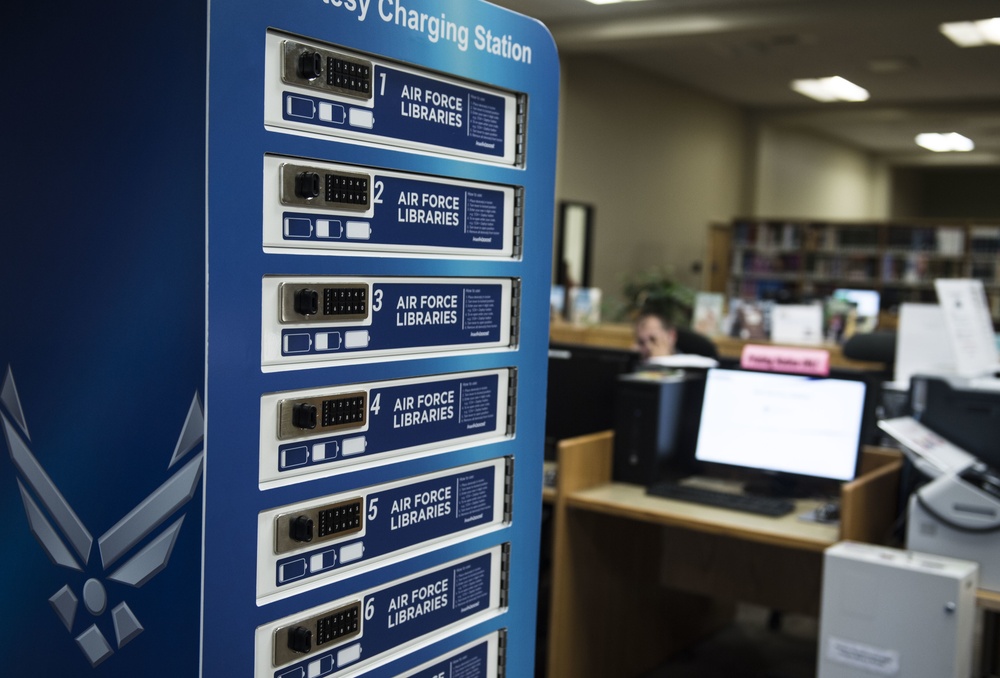 Shaw library undergoes technological renovations