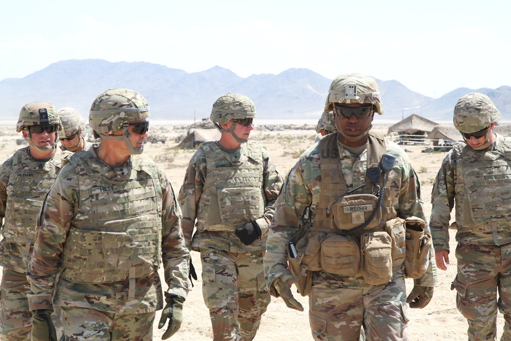 DVIDS - Images - Pa. Guard leadership circulates the field at NTC ...