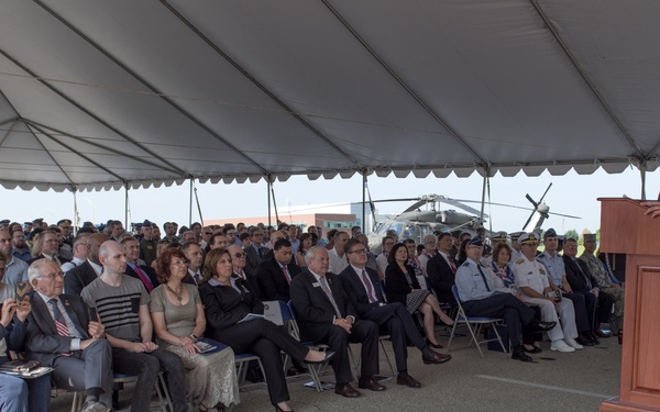 Naval Medical Research Unit-Dayton, holds change of command ceremony