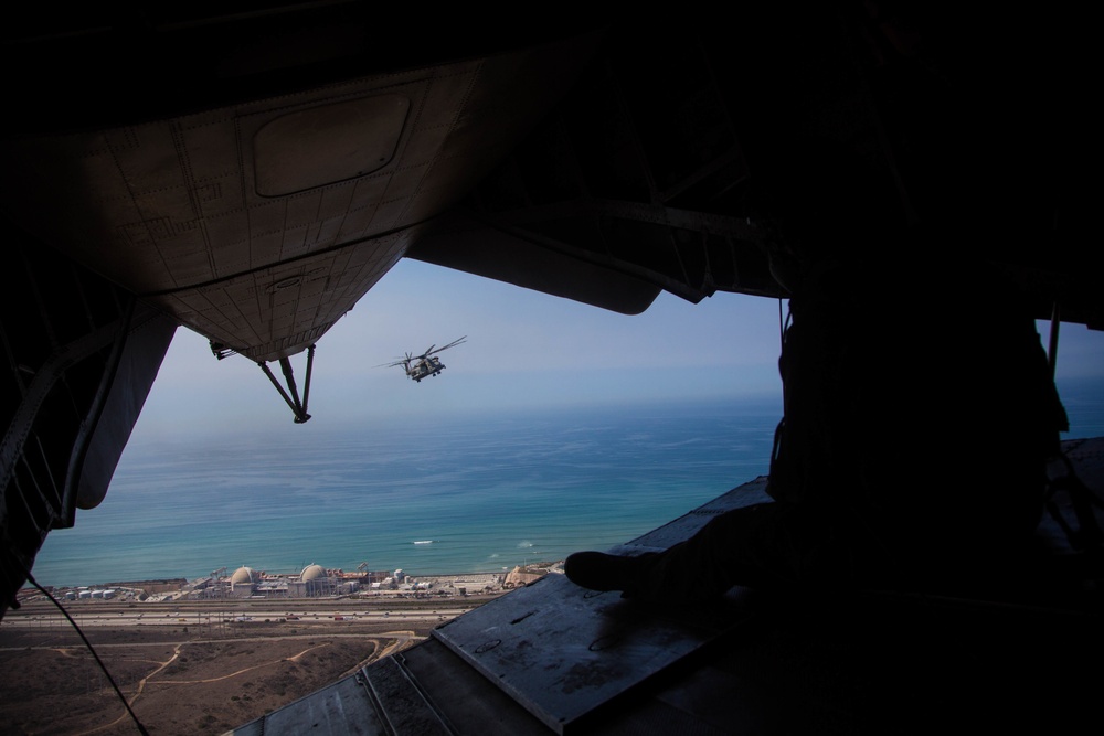 EOTG Marines fast-rope from "Warhorse" Super Stallion