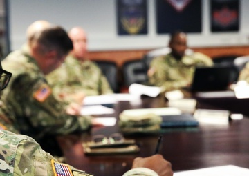 National Guard, active component Signal leaders discuss partnership opportunities in Europe